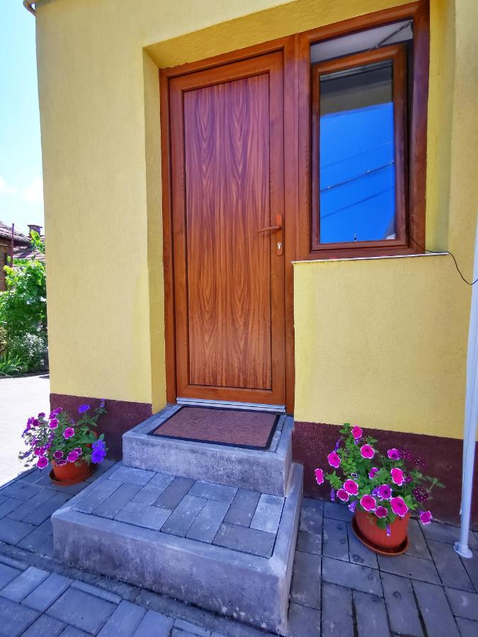 فندق 1 For Rent كلوج-نابوكا المظهر الخارجي الصورة